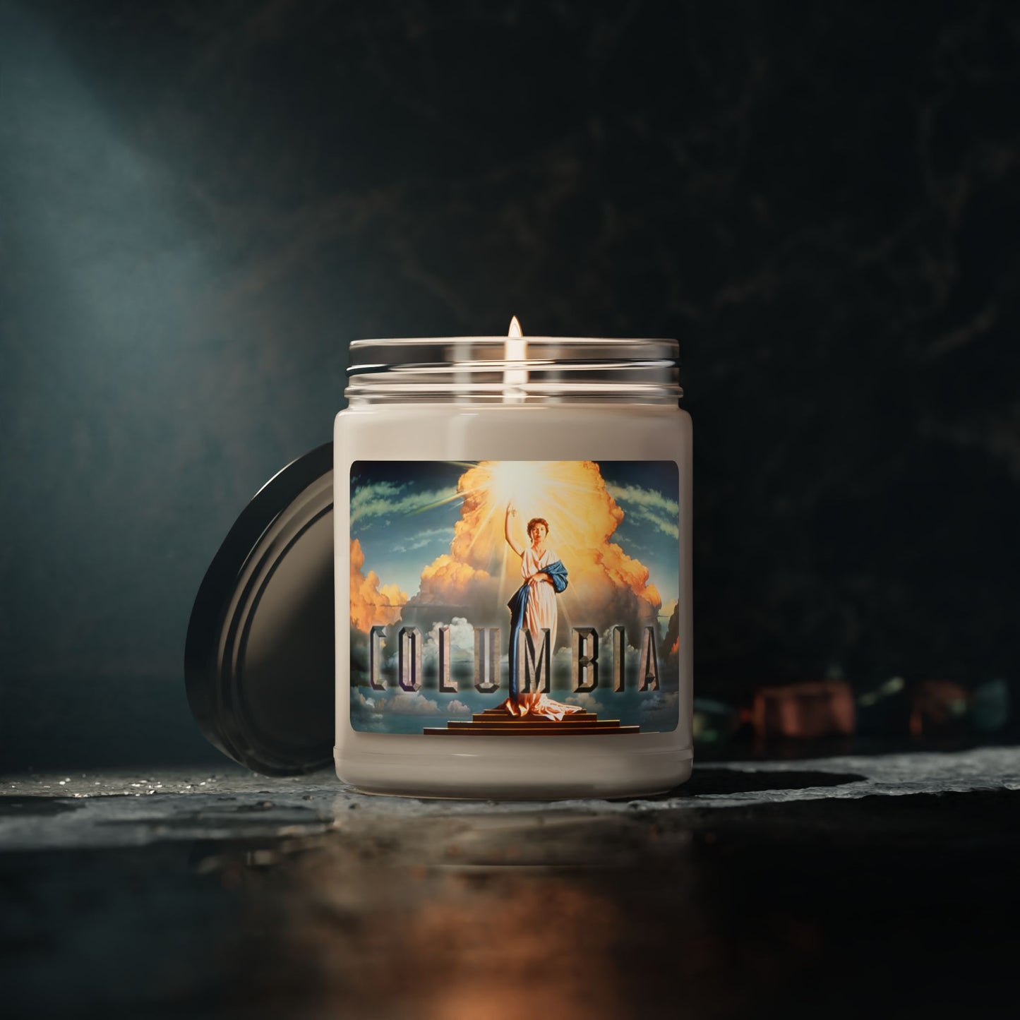 COLUMBIA PICTURES SCENTED SOY CANDLE, 9oz