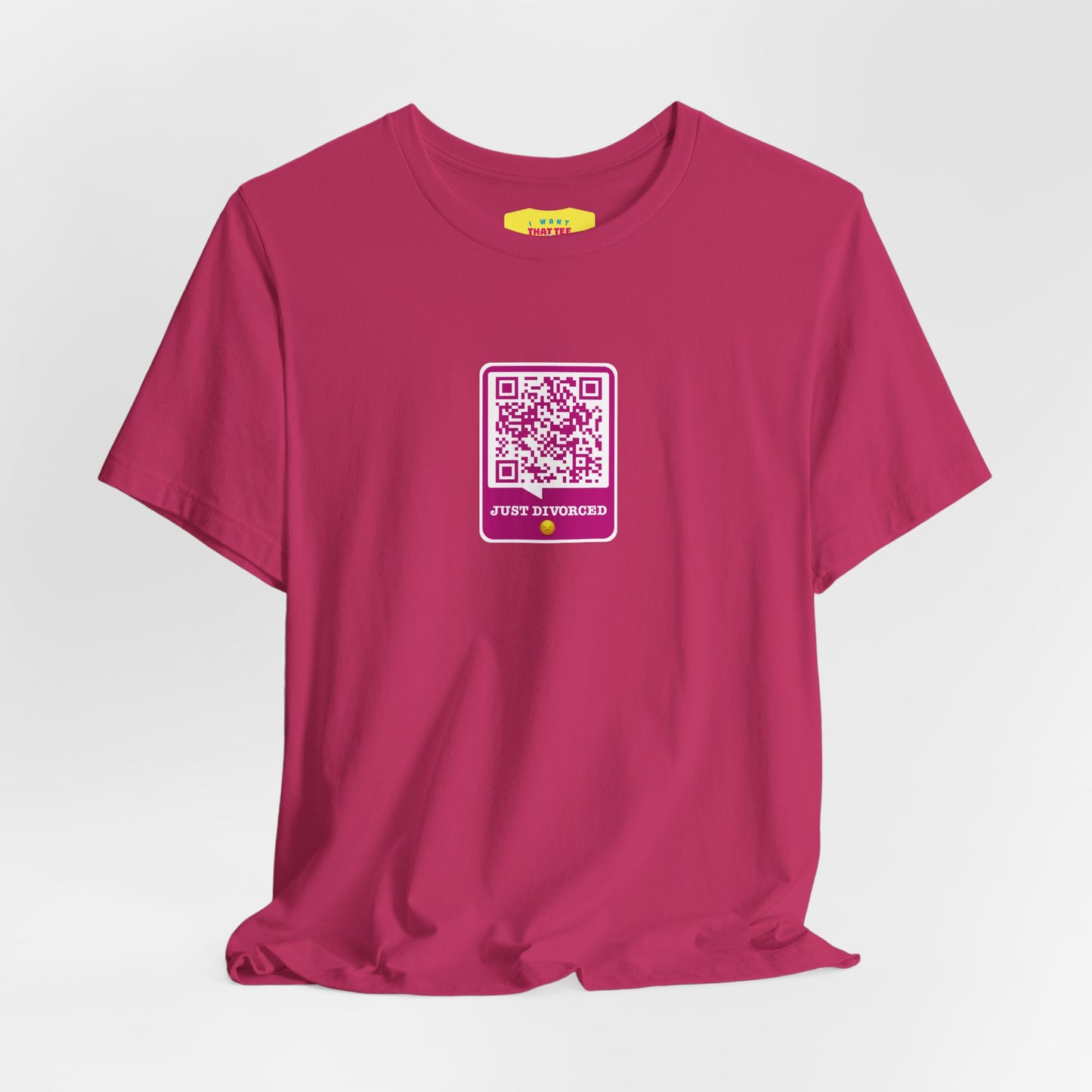 JUST DIVORCED - CELEBRATE QR JOKE (Unisex Softstyle T-Shirt)