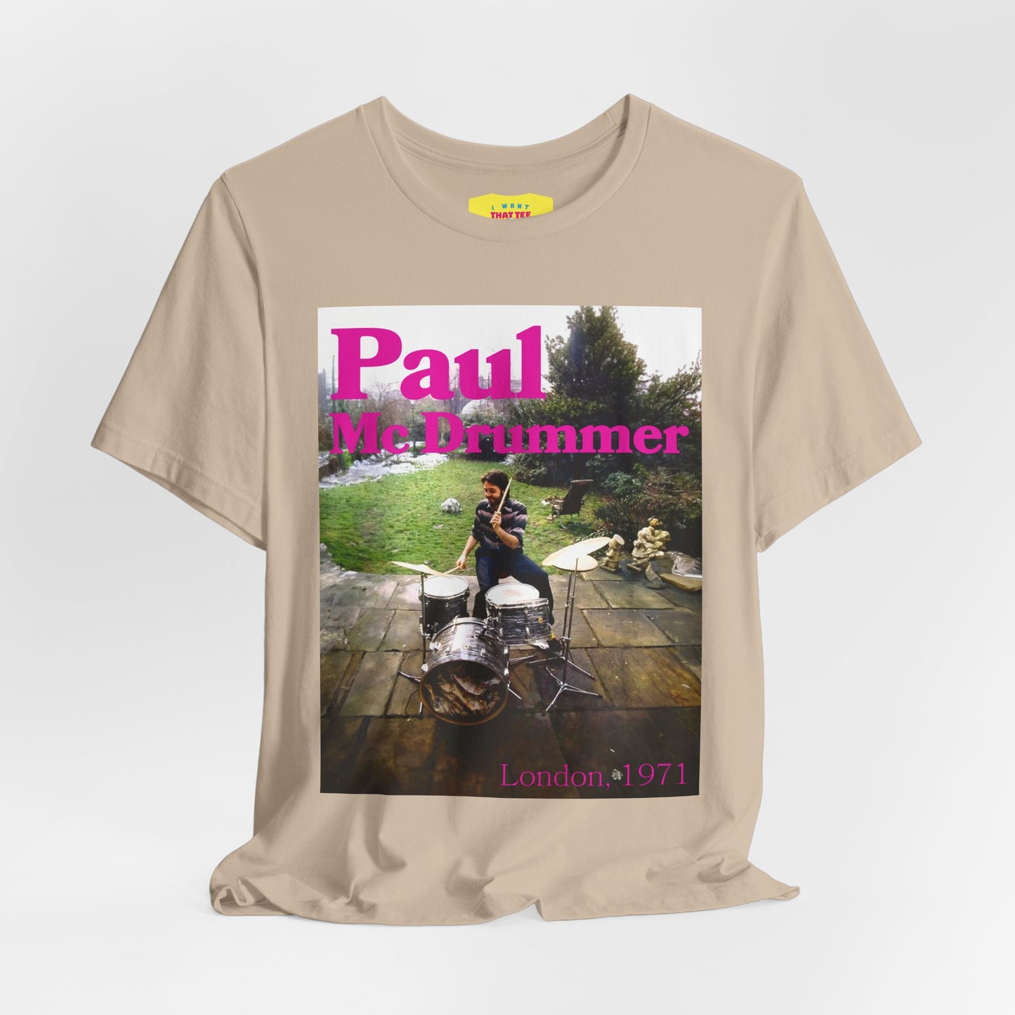 PAUL MC DRUMMER - PAUL MC CARTNEY AT DRUMS (Unisex Jersey Short Sleeve Tee)